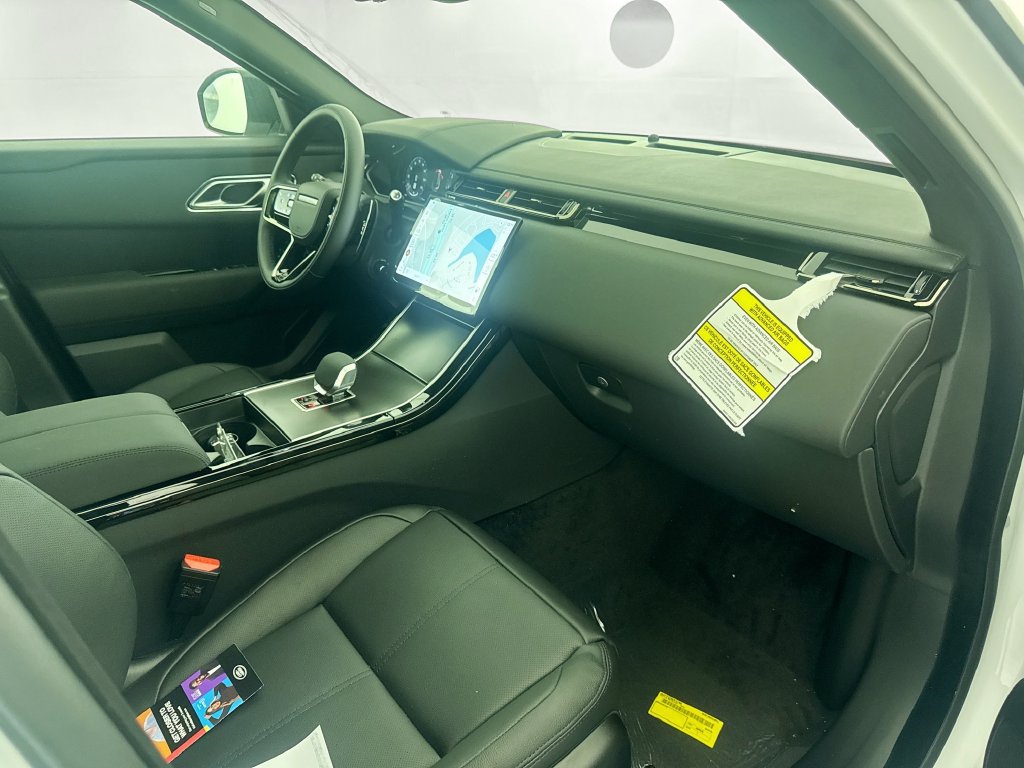 New 2026 Land Rover Range Rover Velar Dynamic SE AWD/4WD image 29