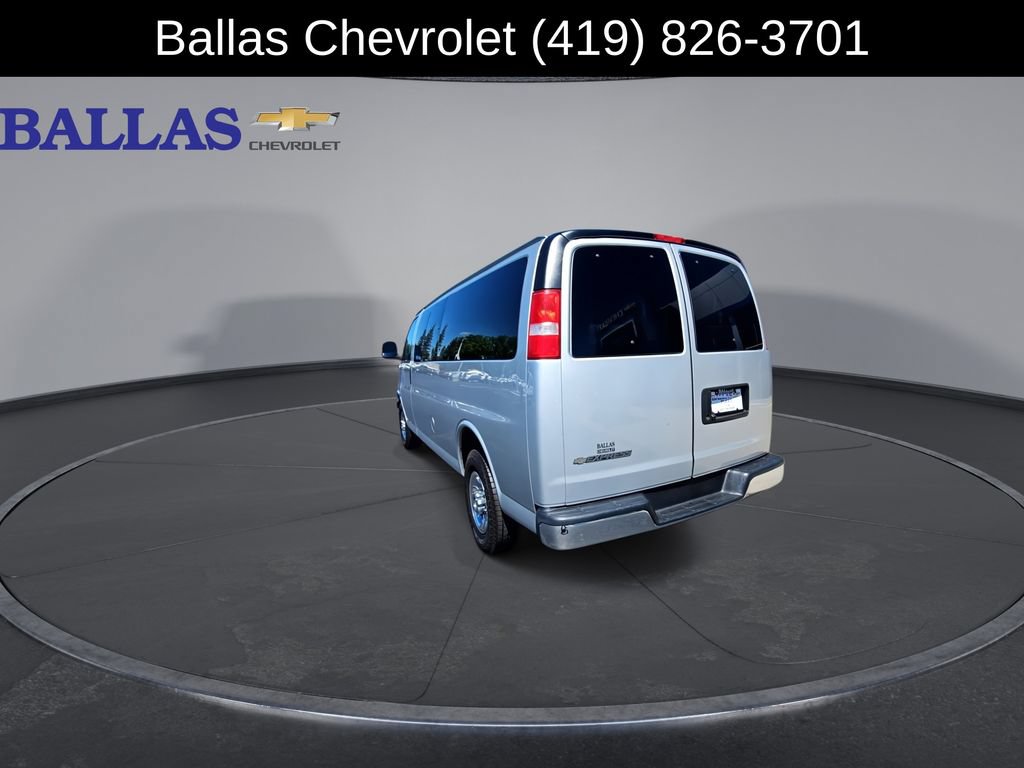Certified 2018 Chevrolet Express 3500 LT w/ LT Preferred Equipment Group RWD image 7