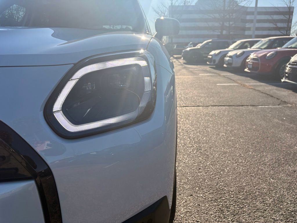 Used 2025 MINI Cooper Countryman S w/ Comfort Package Max image 24