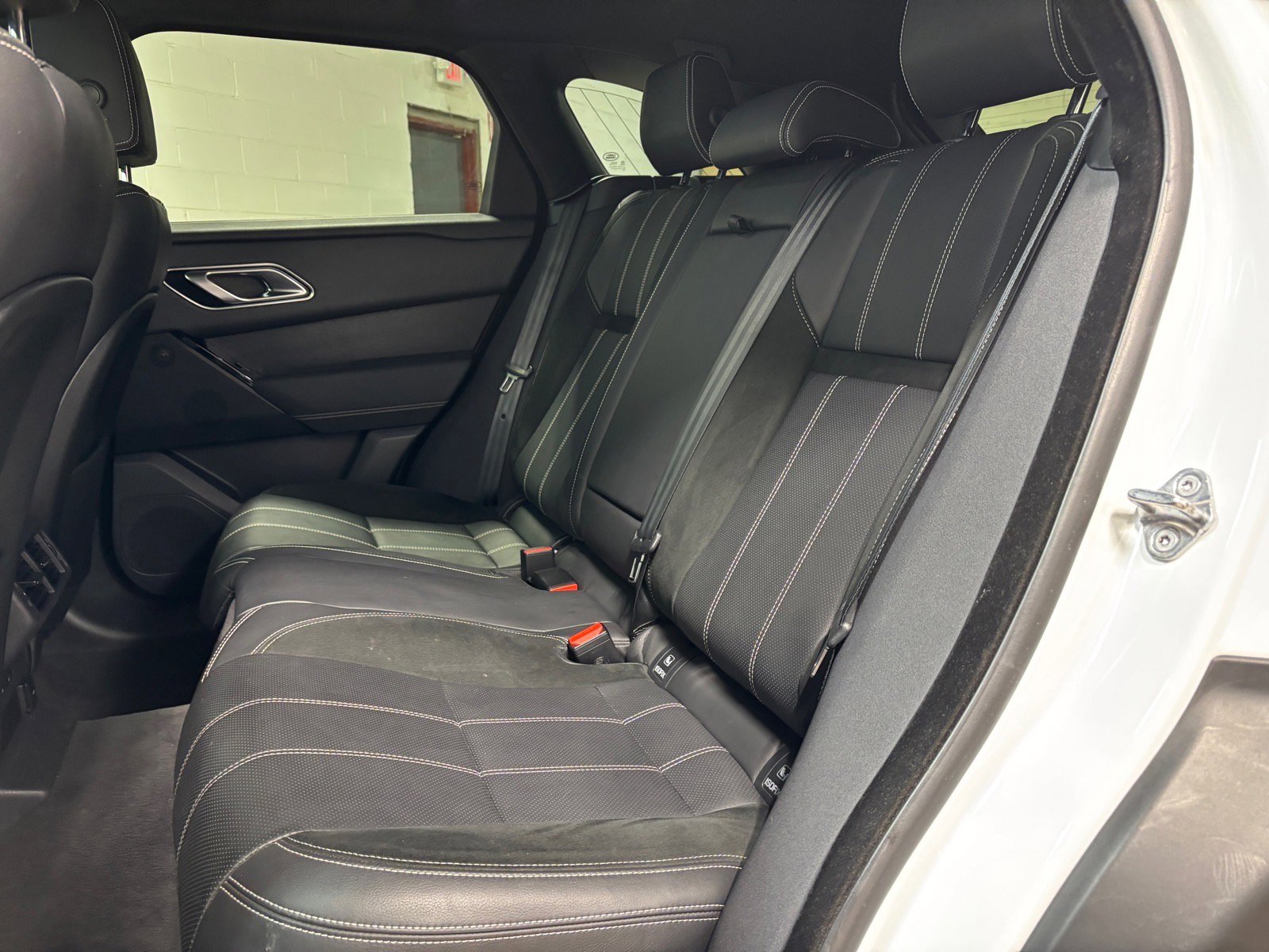 Used 2022 Land Rover Range Rover Velar R-Dynamic S AWD/4WD image 29