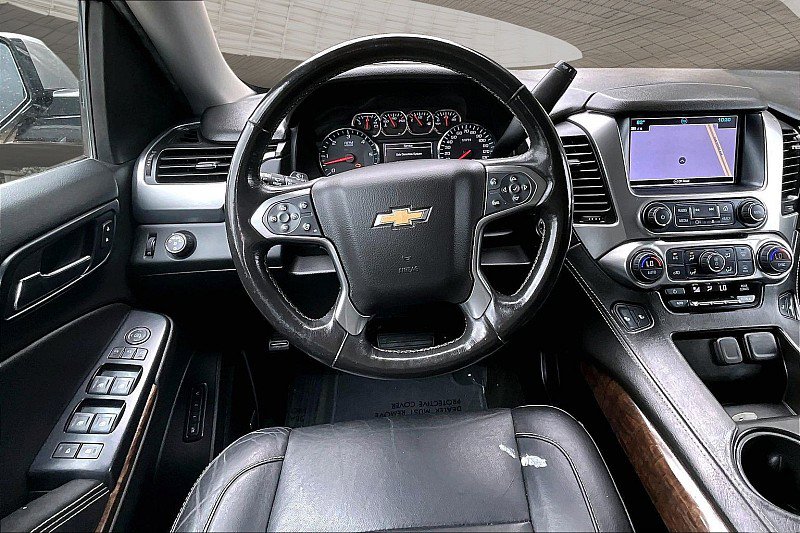 Used 2018 Chevrolet Suburban LT w/ Texas Edition Package RWD image 4