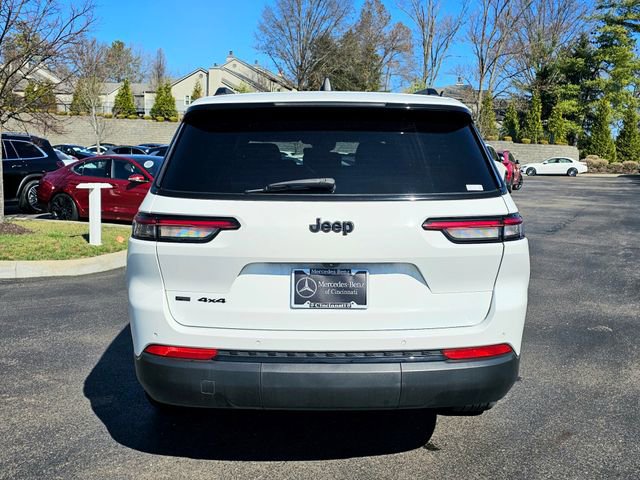 Used 2022 Jeep Grand Cherokee L Laredo image 9