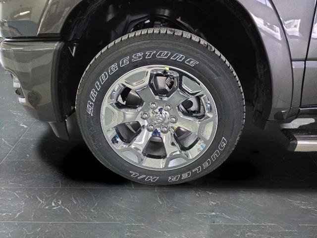 New 2026 RAM 1500 4x4 Crew Cab image 42