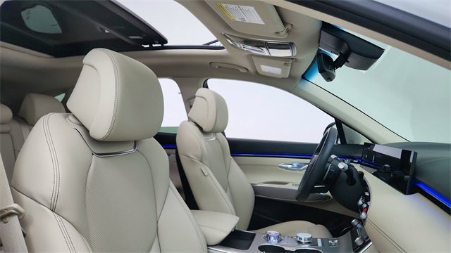 Used 2026 Genesis GV70 2.5T Select image 22