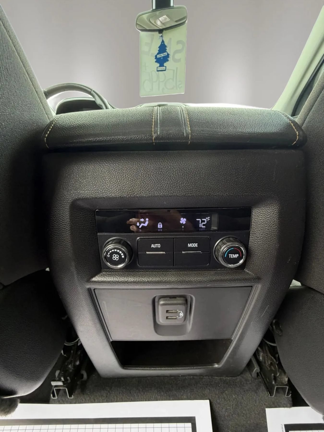 Used 2021 Chevrolet Traverse LT AWD/4WD image 19
