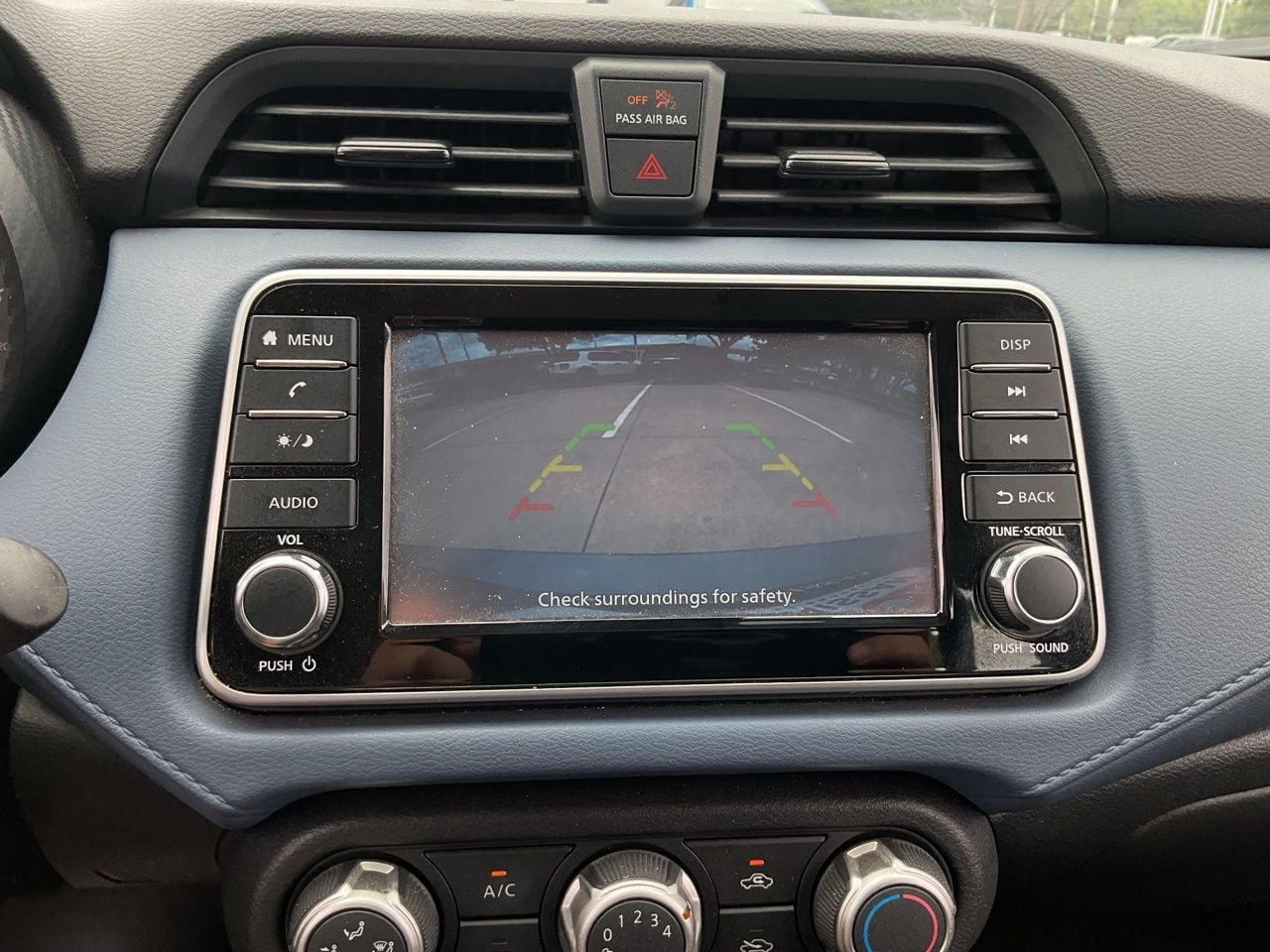 Used 2023 Nissan Versa SV FWD image 25