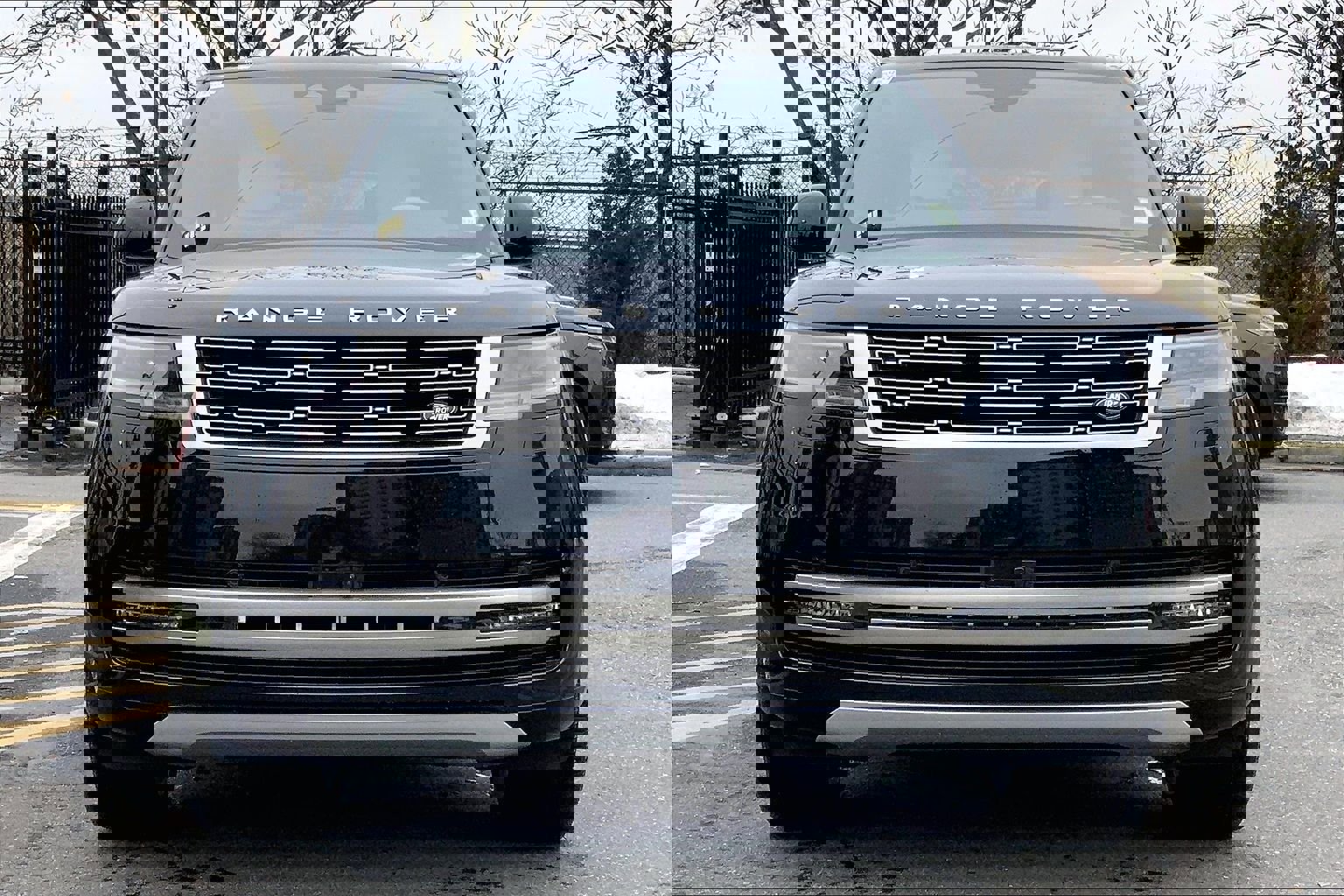 New 2026 Land Rover Range Rover Long Wheelbase SE image 3