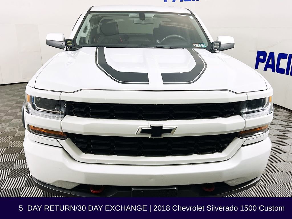Used 2018 Chevrolet Silverado 1500 Custom image 2