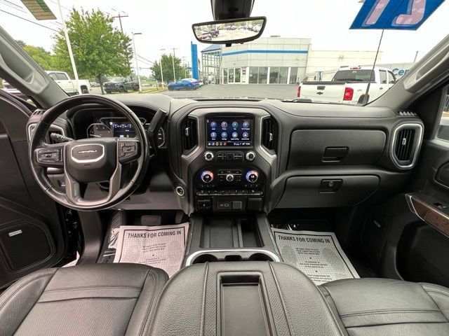 Used 2021 GMC Sierra 3500 Denali w/ Denali Ultimate Package AWD/4WD image 29