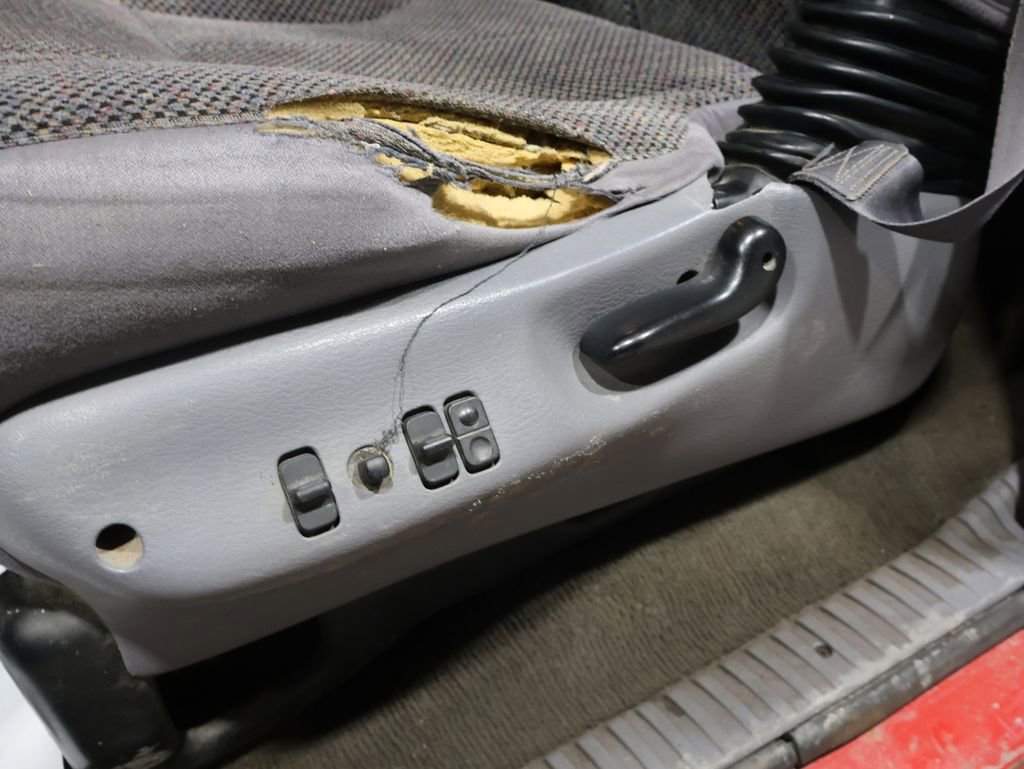 Used 1998 Dodge Ram 1500 Truck ST image 13