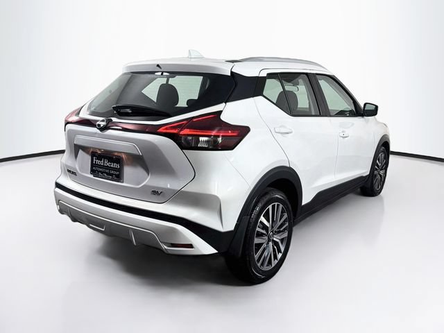 Certified 2023 Nissan Kicks SV FWD image 10