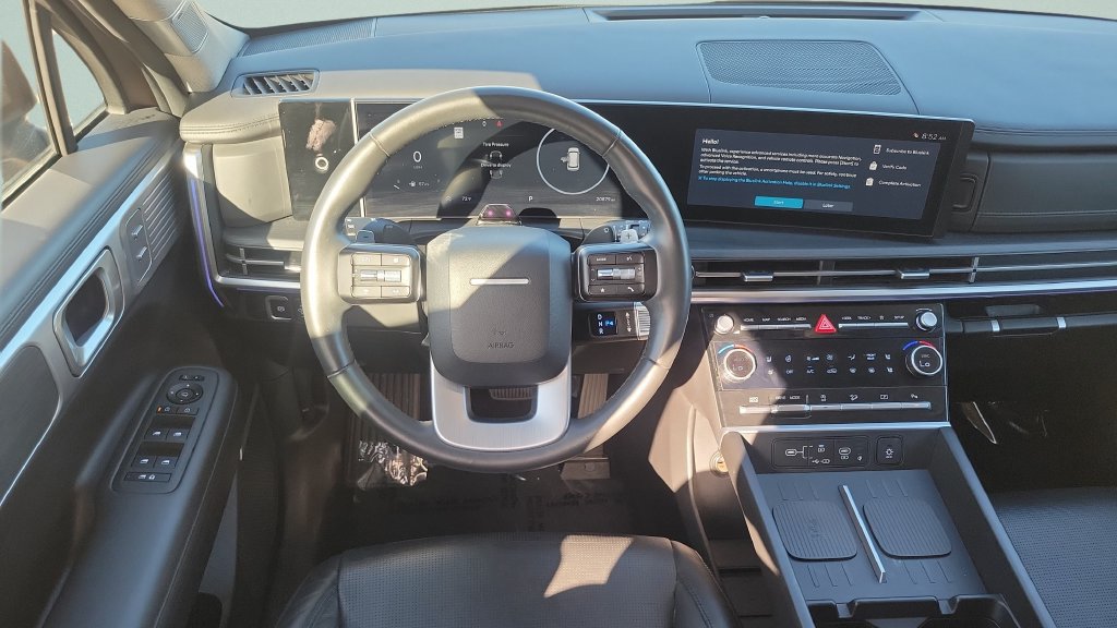 Used 2024 Hyundai Santa Fe Limited FWD image 12