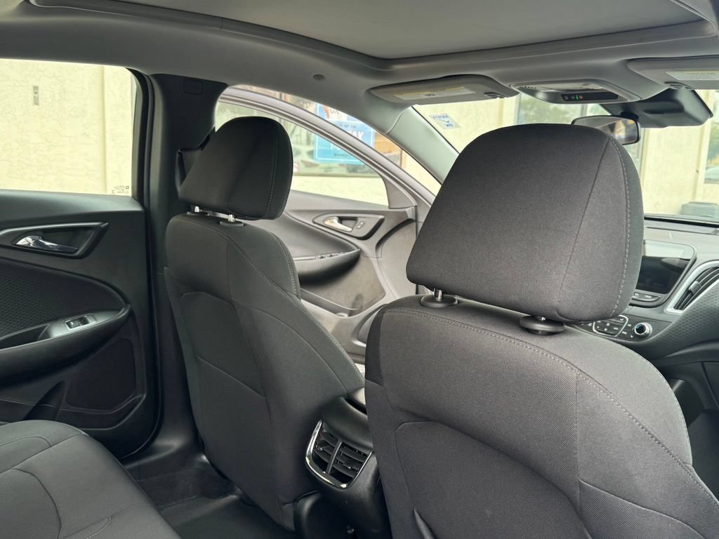 Used 2023 Chevrolet Malibu LT FWD image 19