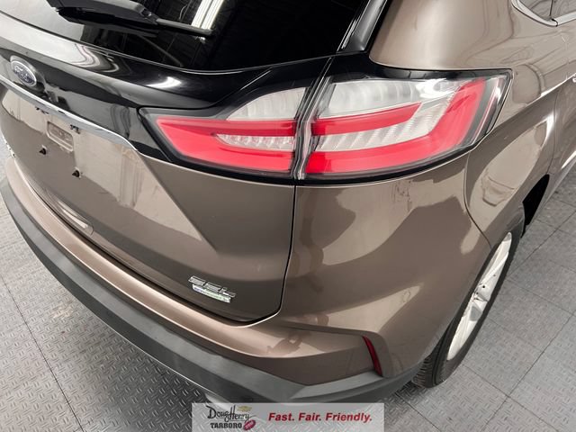 Used 2019 Ford Edge SEL w/ Equipment Group 201A FWD image 15