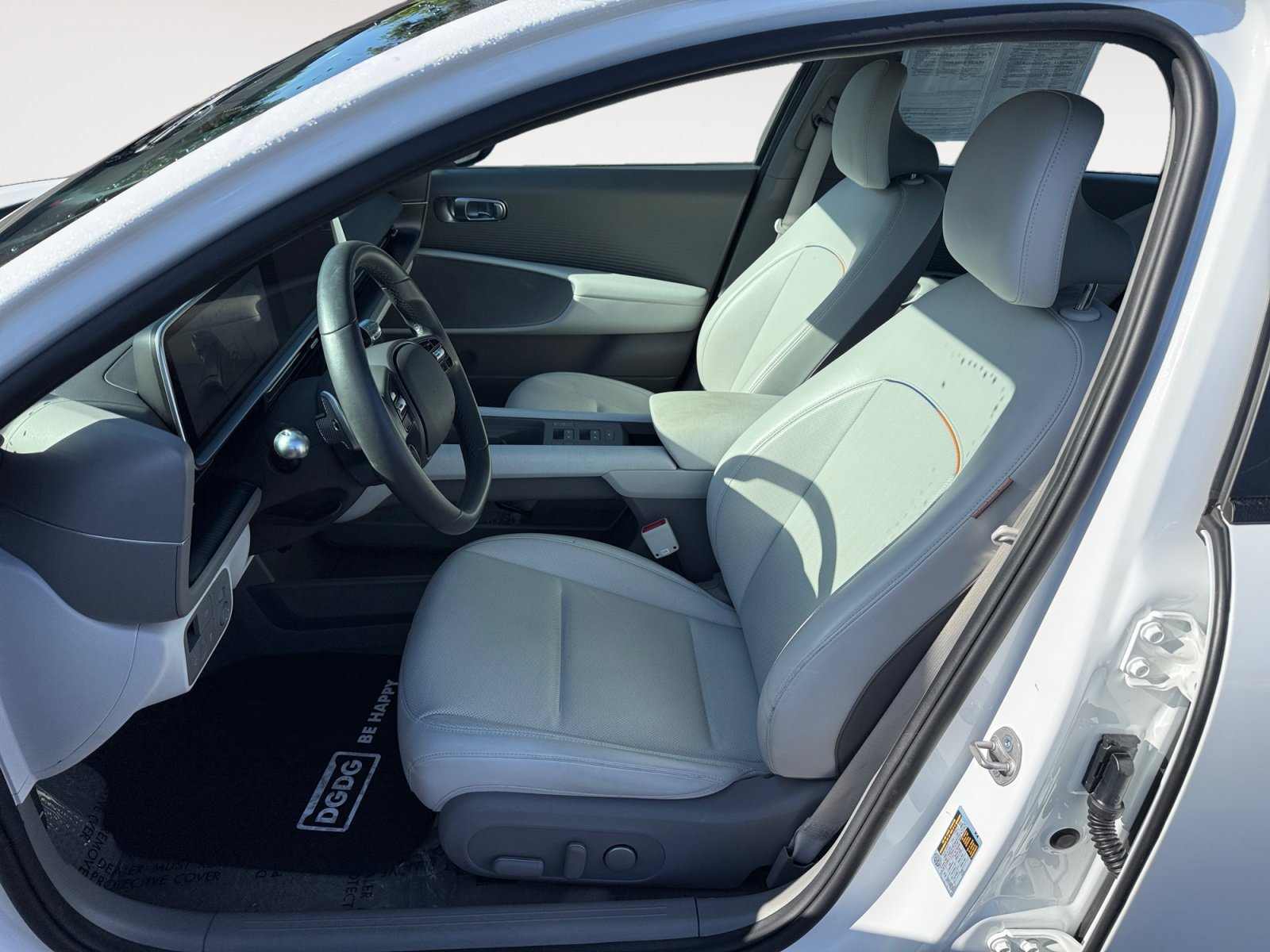 Used 2023 Hyundai Ioniq 6 SEL AWD/4WD image 10