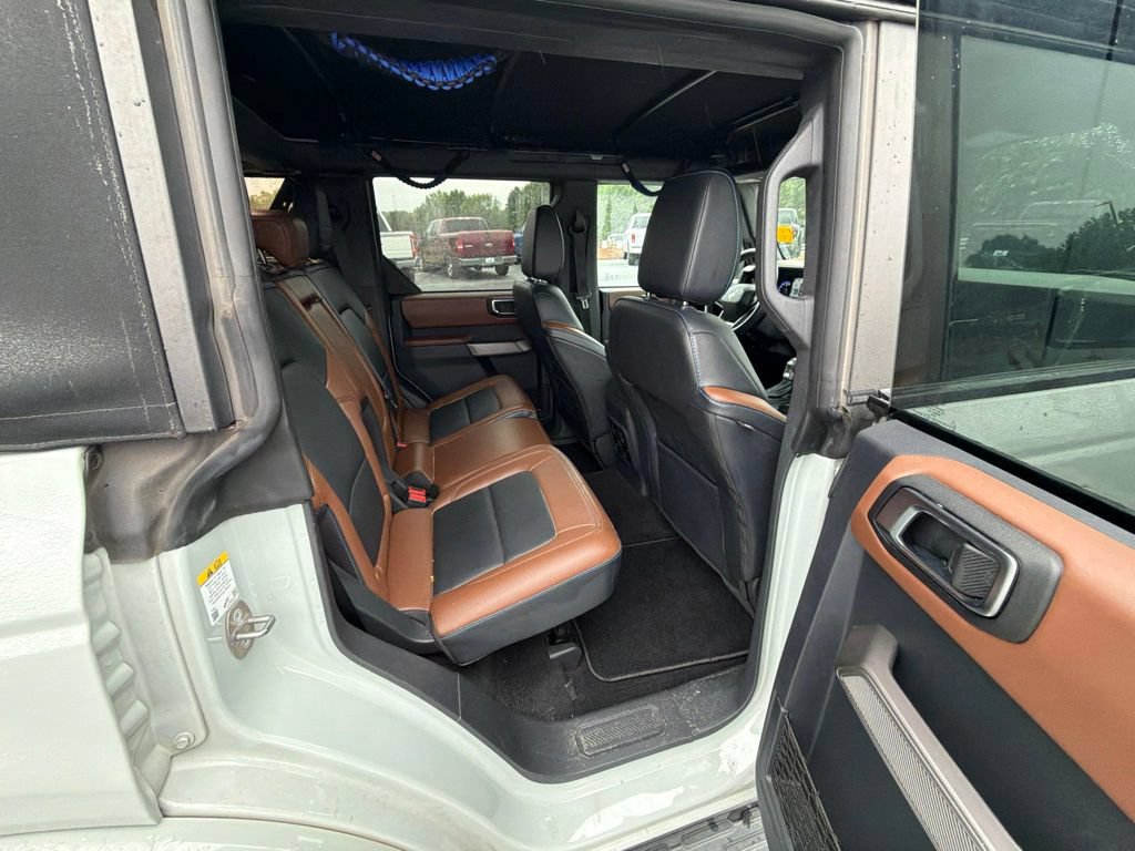 Used 2022 Ford Bronco Outer Banks AWD/4WD image 13