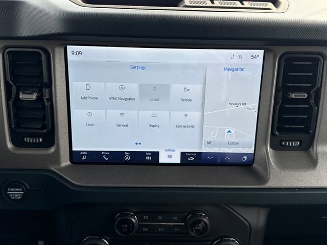 Used 2024 Ford Bronco Outer Banks AWD/4WD image 28