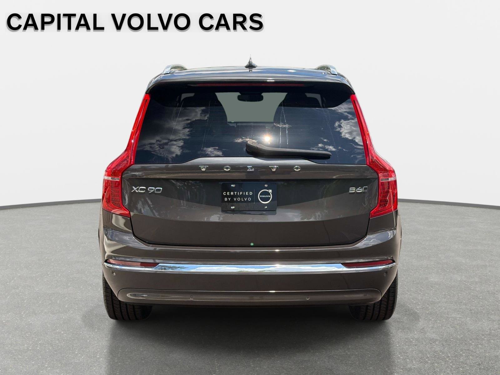 Certified 2023 Volvo XC90 B6 Plus AWD/4WD image 6