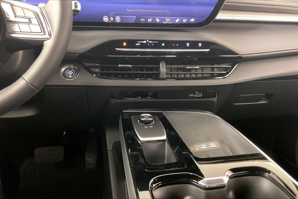 New 2027 Buick Enclave Preferred w/ LPO, Floor Liner Package FWD image 7