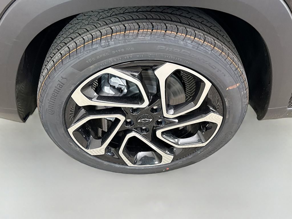 New 2026 Chevrolet Trax RS FWD image 31