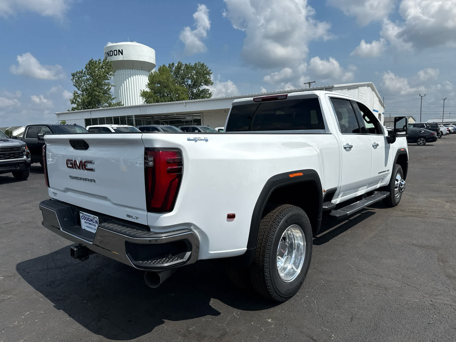 New 2026 GMC Sierra 3500 SLT w/ SLT Convenience Package AWD/4WD image 5