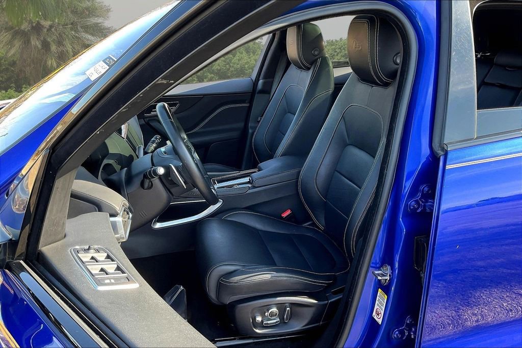 Used 2020 Jaguar F-PACE S image 20