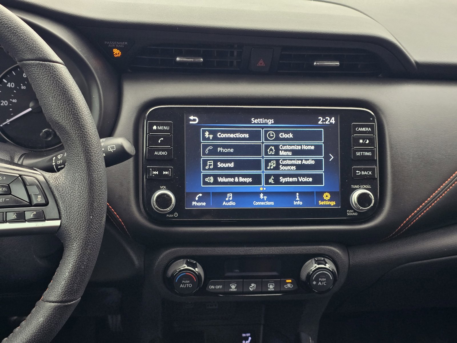 Used 2021 Nissan Kicks SR w/ Interior Electronics Package image 16