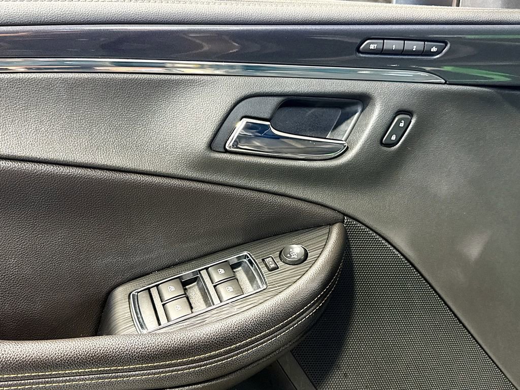 Used 2019 Chevrolet Impala Premier w/ Premier Confidence Package FWD image 16