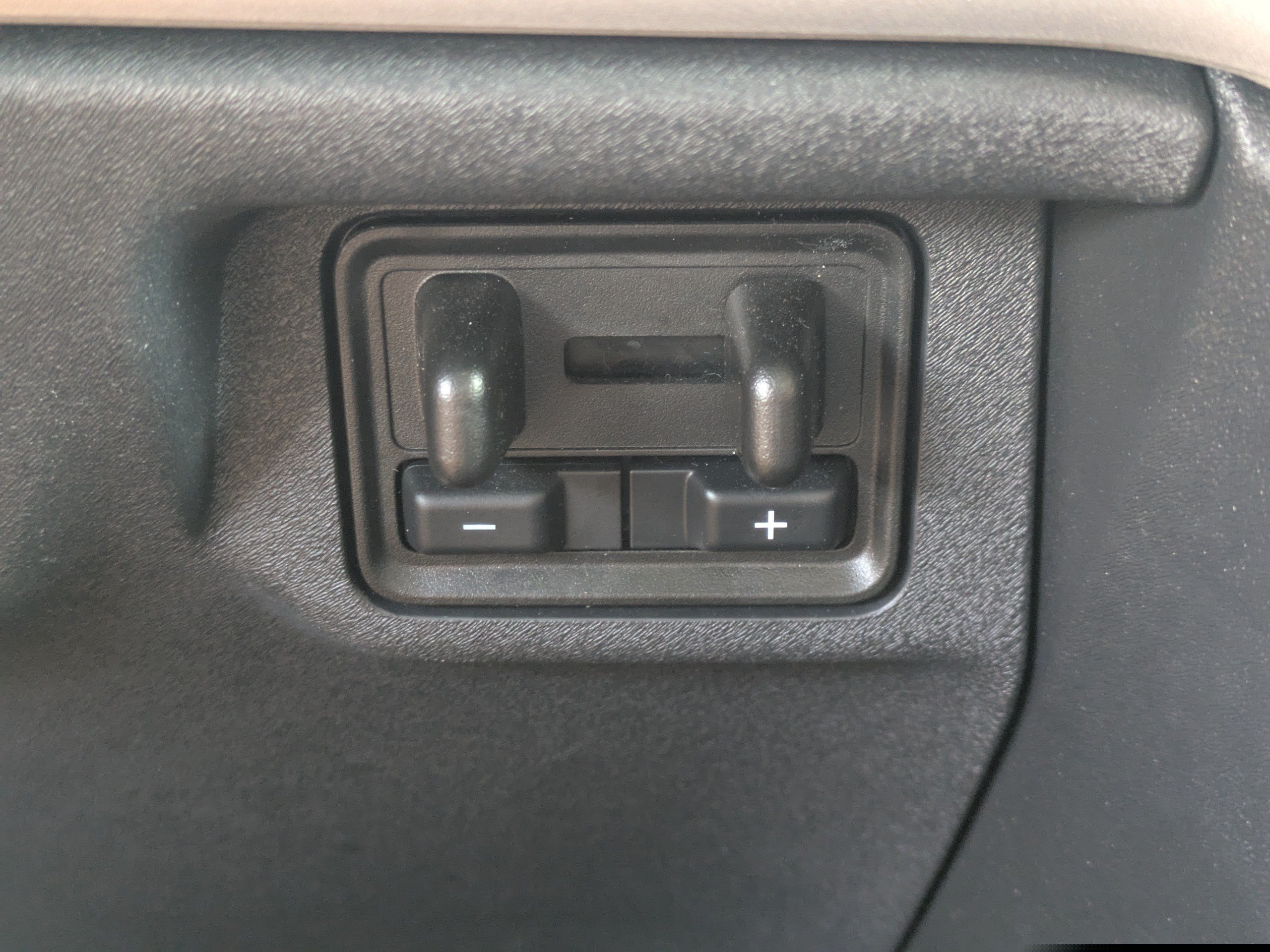 Used 2025 Ford Expedition Max Active RWD image 27