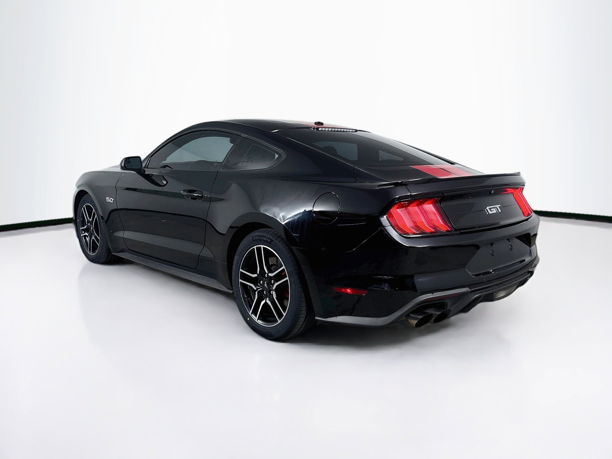 Used 2019 Ford Mustang GT RWD image 26