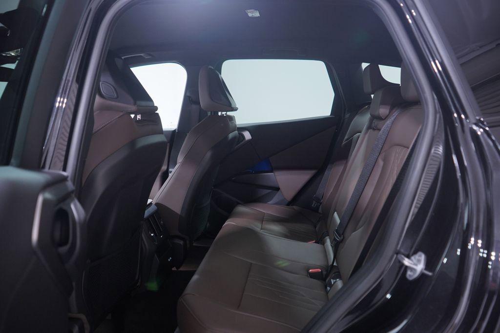 Used 2025 BMW X3 xDrive30i w/ M Sport Package image 9