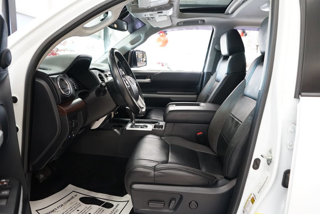 Used 2018 Toyota Tundra Limited w/ Limited Premium Package AWD/4WD image 26