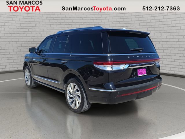 Used 2024 Lincoln Navigator Reserve image 7