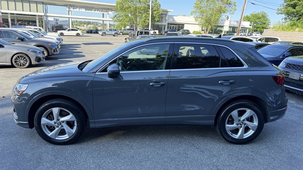 Used 2020 Audi Q3 2.0T Premium w/ Convenience Package AWD/4WD image 12