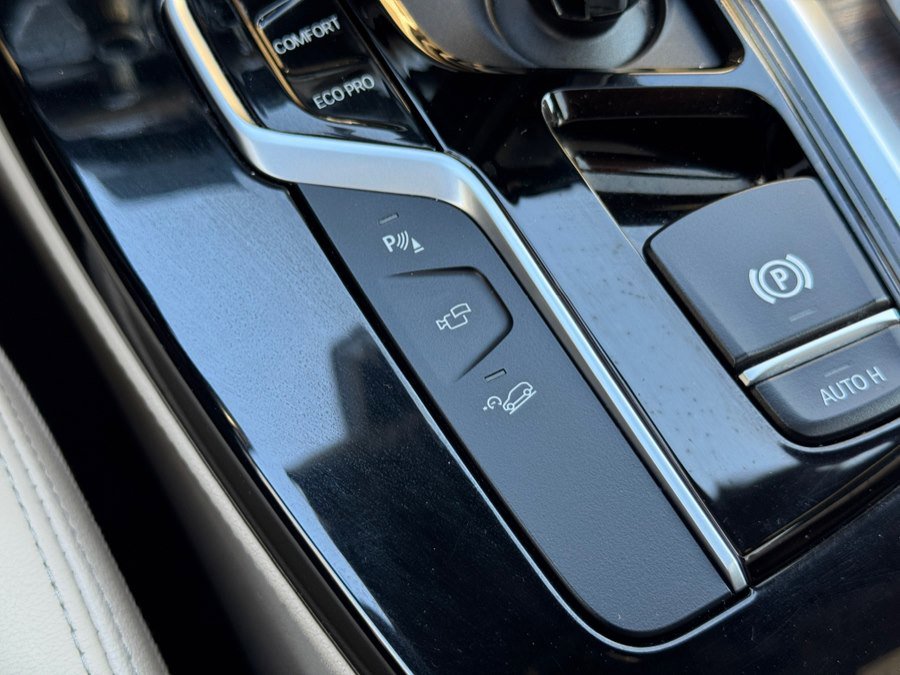 Used 2020 BMW X4 xDrive30i w/ Executive Package image 68