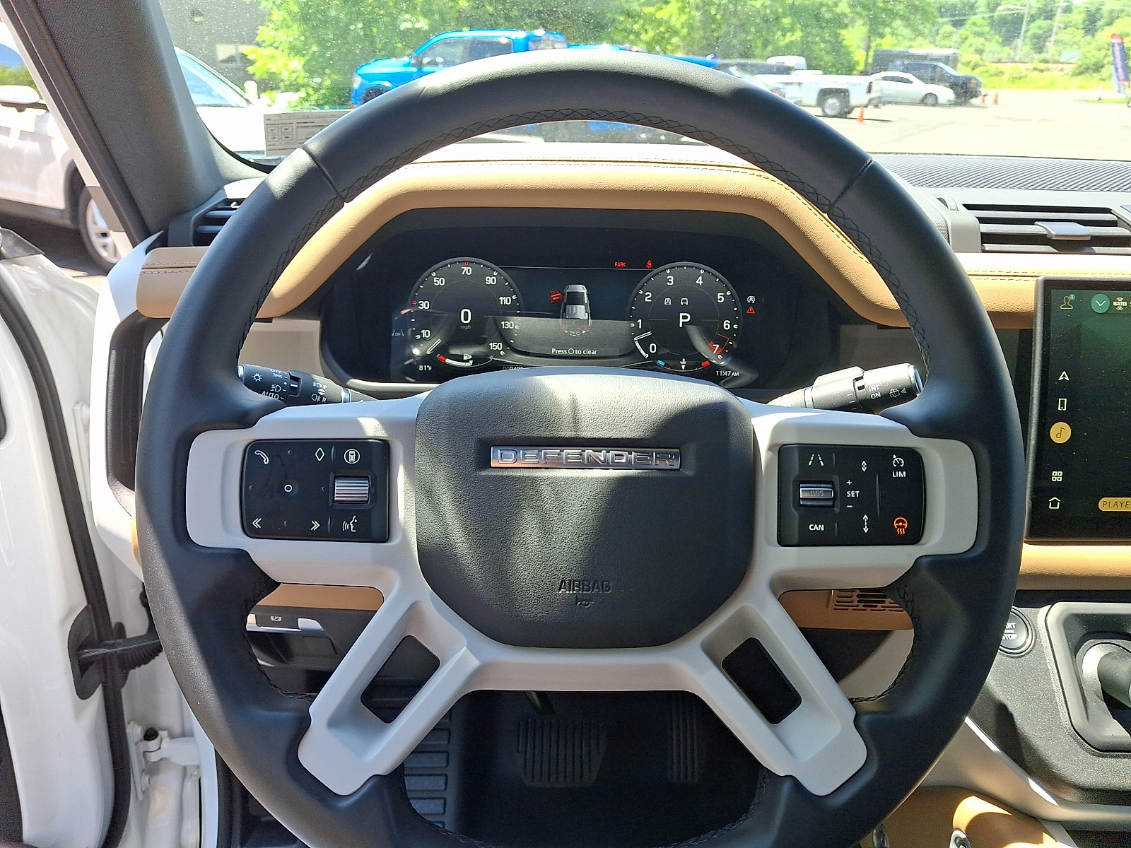 Used 2025 Land Rover Defender 110 X-Dynamic SE AWD/4WD image 20