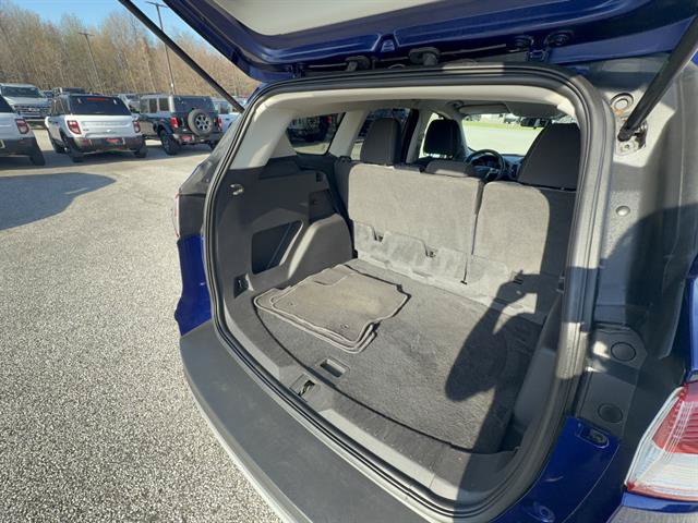 Used 2016 Ford Escape SE w/ SE Cold Weather Package AWD/4WD image 20