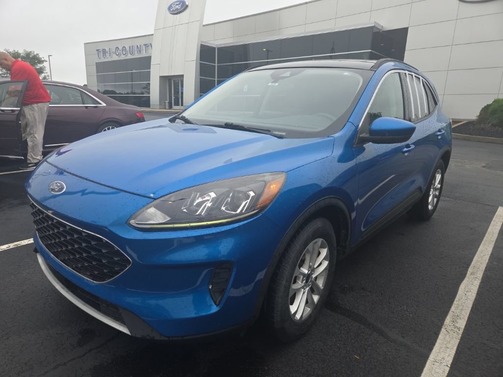 Used 2020 Ford Escape SE AWD/4WD image 2