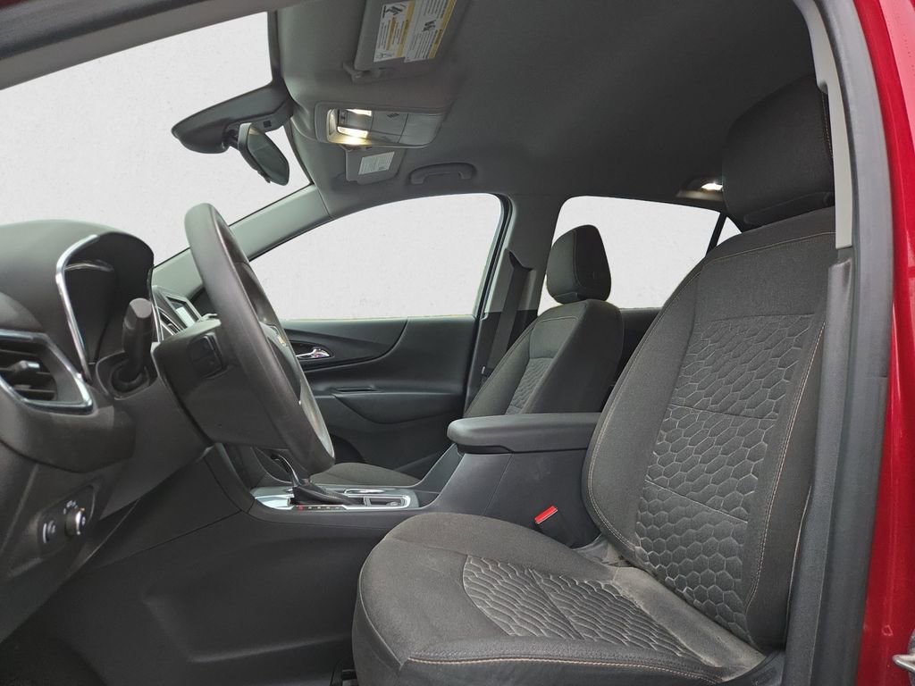 Used 2020 Chevrolet Equinox LT w/ LPO, Floor Liner Package image 10