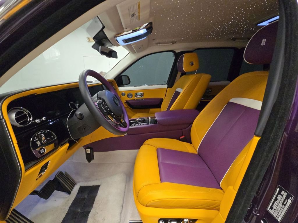 Used 2025 Rolls-Royce Cullinan image 3