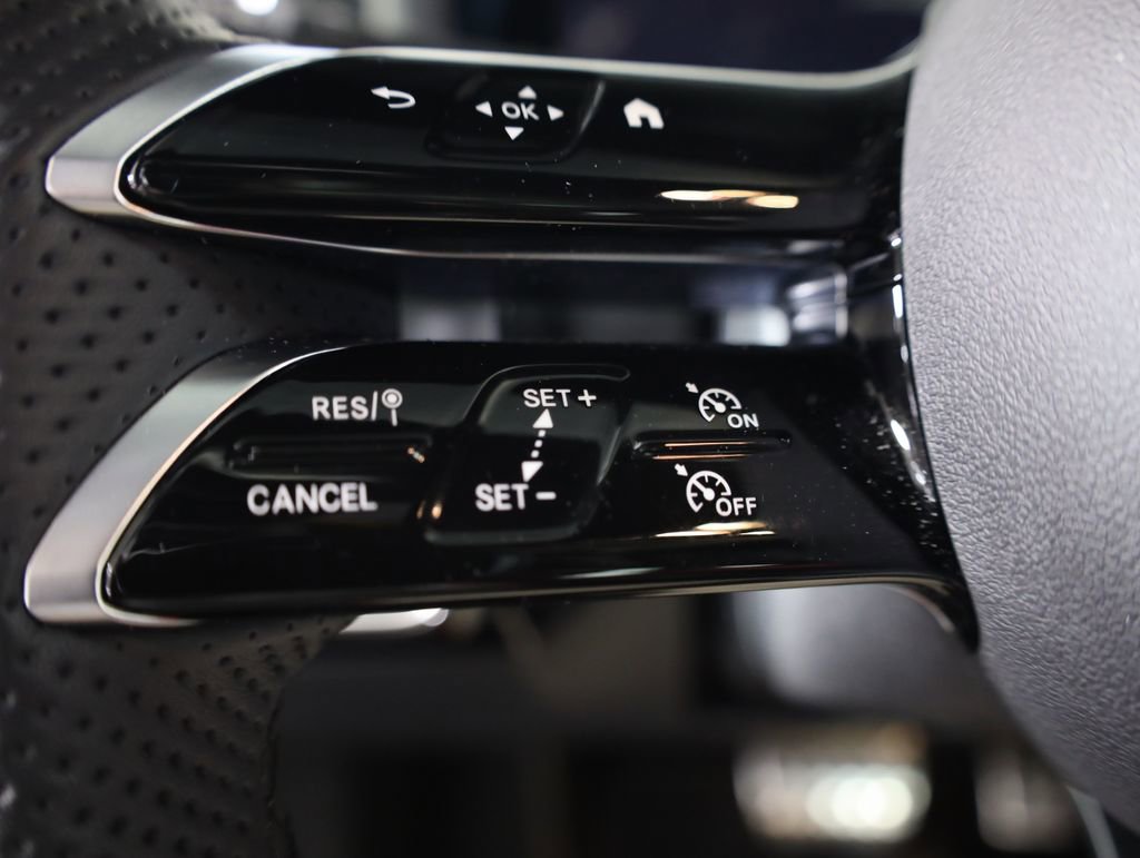 Used 2026 Mercedes-Benz CLA 250 4MATIC image 13