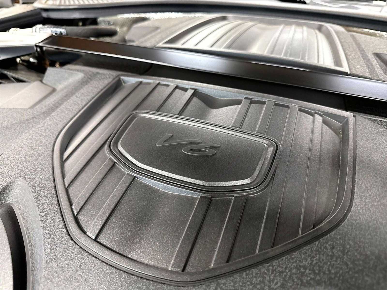 Used 2026 Porsche Panamera 4 AWD/4WD image 37