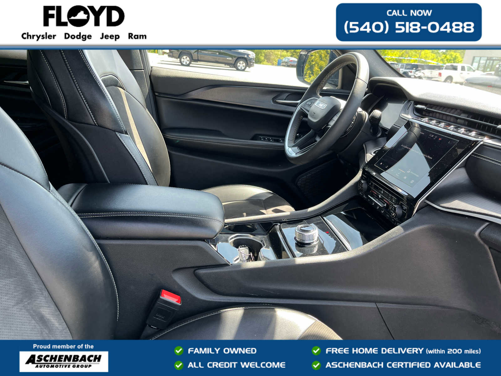 Used 2023 Jeep Grand Cherokee L Laredo AWD/4WD image 37