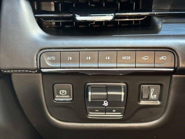 Certified 2024 Cadillac Escalade Sport Platinum w/ LPO, ONYX Package AWD/4WD image 25