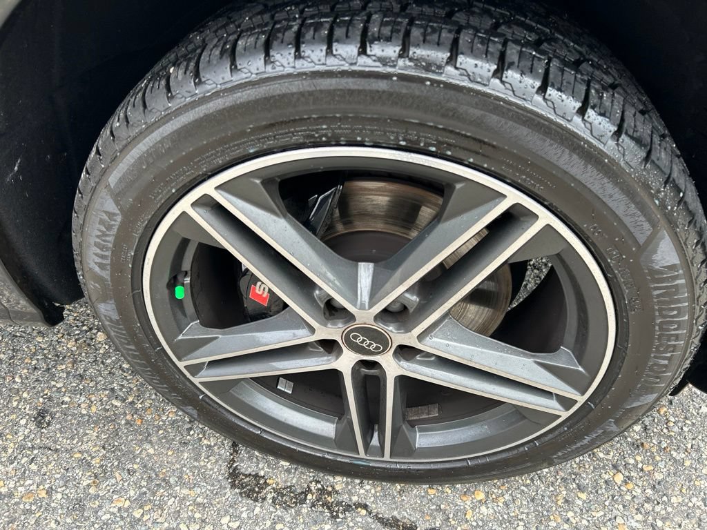 Used 2020 Audi SQ5 Premium Plus AWD/4WD image 25