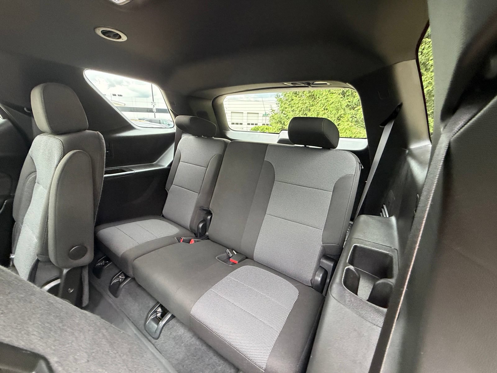 Used 2023 Chevrolet Traverse LT FWD image 26