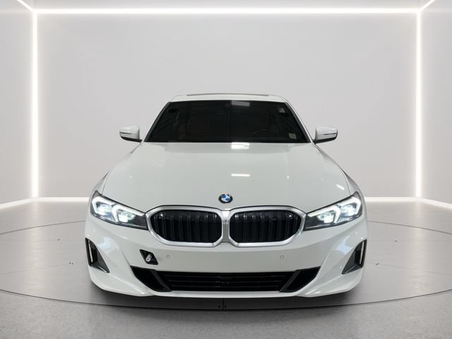 Used 2023 BMW 330i xDrive Sedan w/ Convenience Package AWD/4WD image 9