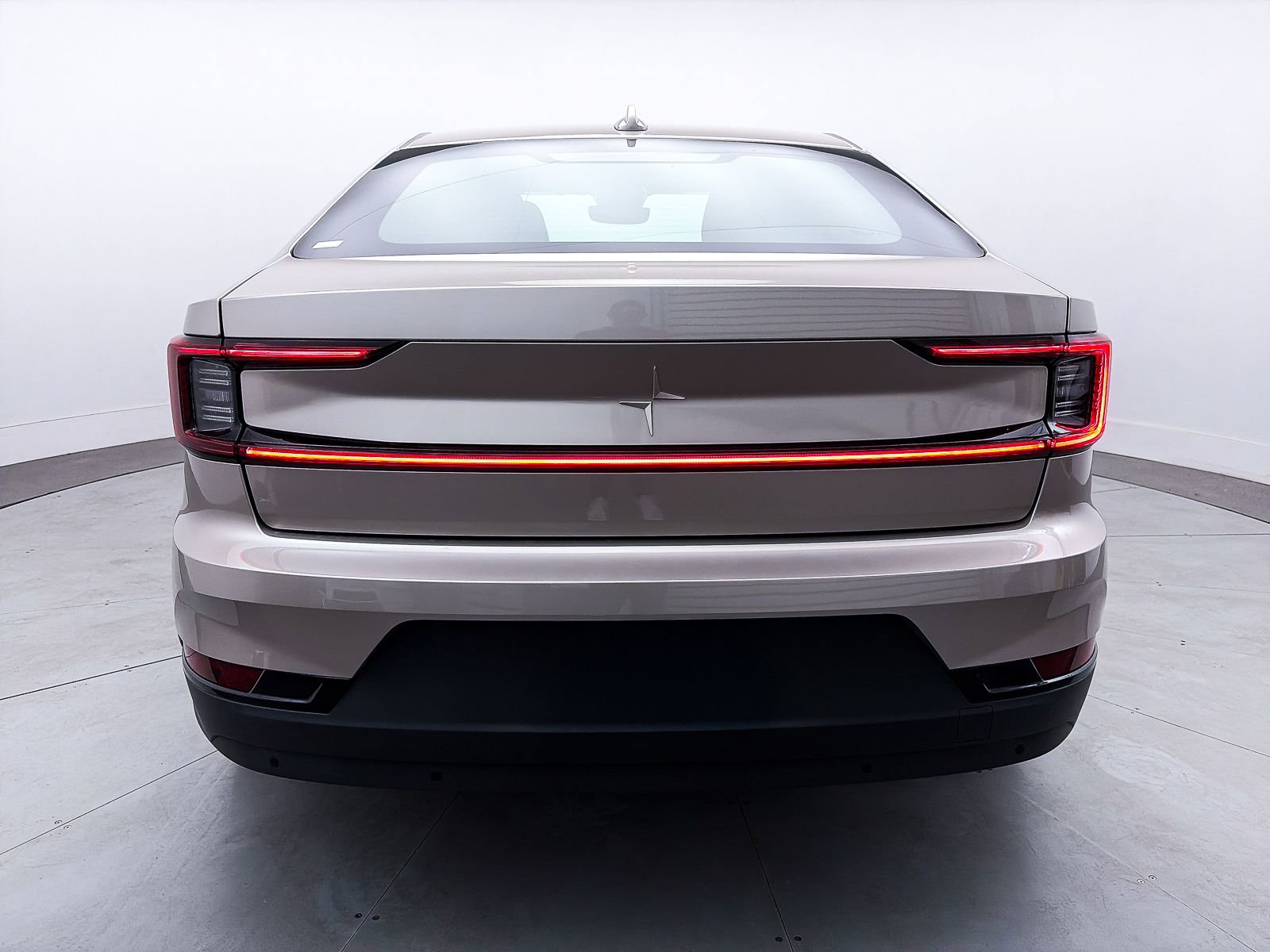 Used 2024 Polestar Polestar 2 image 14