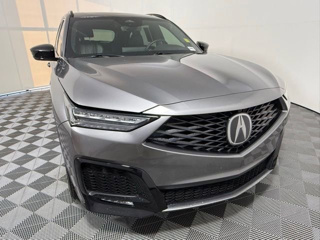 Used 2025 Acura MDX A-Spec image 8