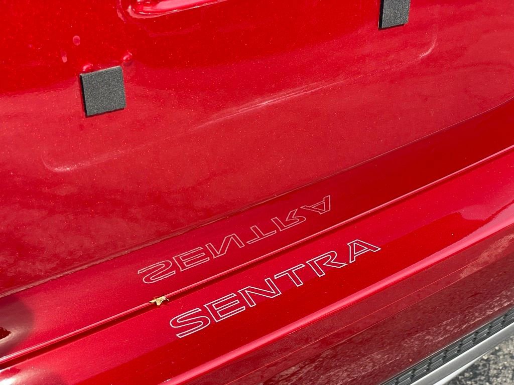 Certified 2022 Nissan Sentra SR FWD image 22